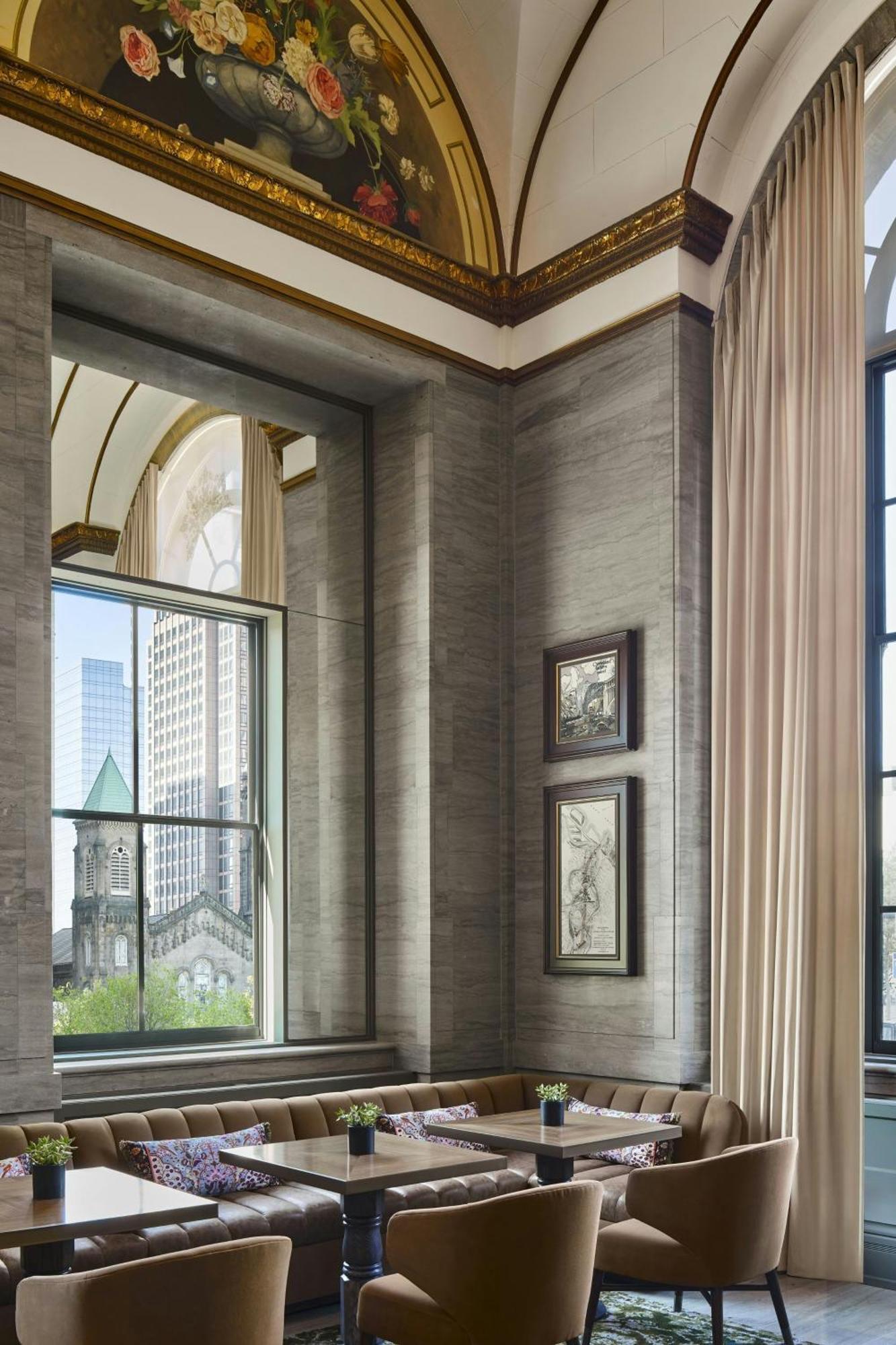 Hotel Renaissance 4*